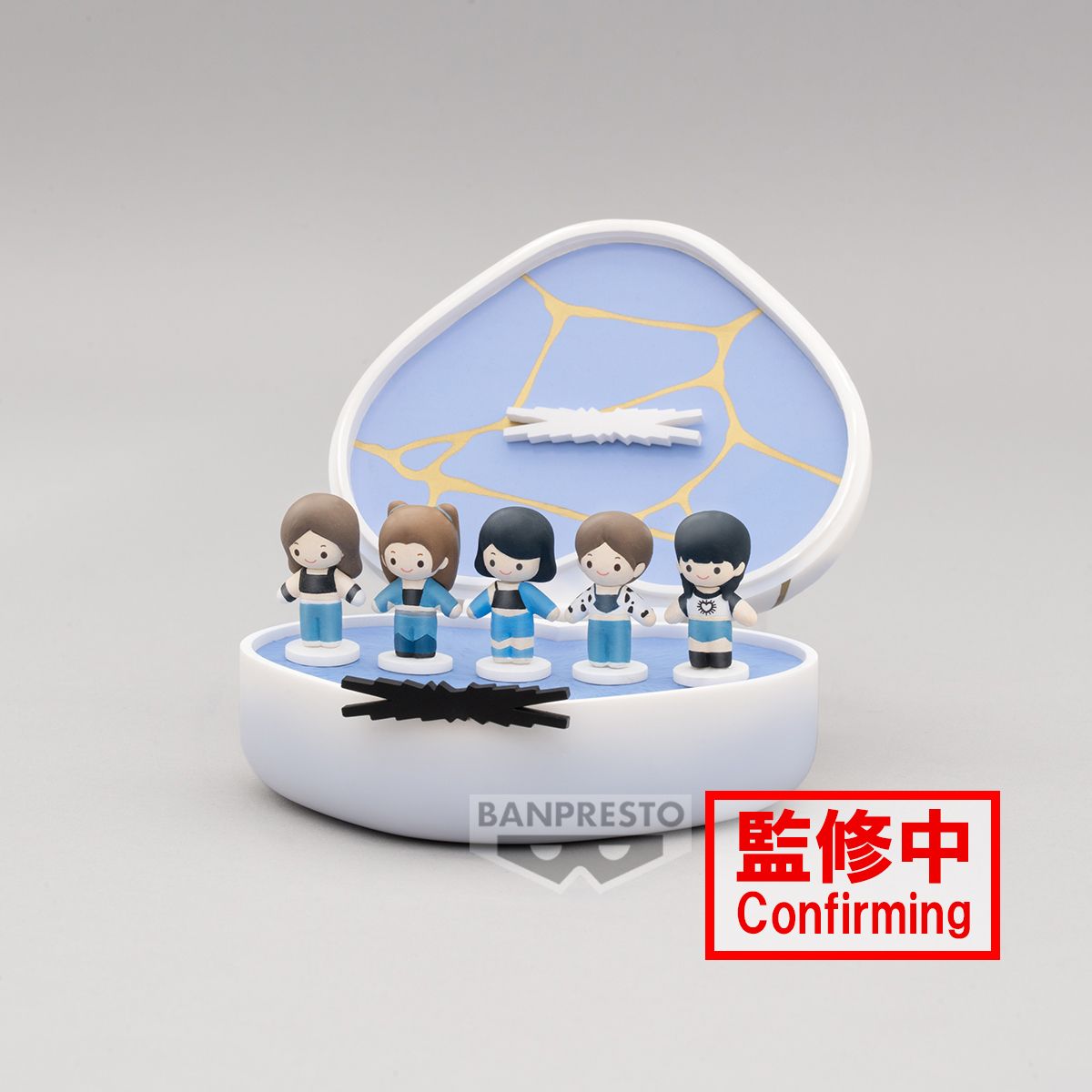 PRE-ORDER Banpresto Le Sserafim petit Doll Space Antifragile