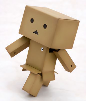 PRE-ORDER Kotobukiya Danboard Plastic Model Kit