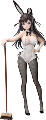 PRE-ORDER Good Smile I May Be a Guild Receptionist, But I&#39;ll Solo Any Boss to Clock Out on Time - Alina Clover Bunny Ver 1/4th Scale Figure
