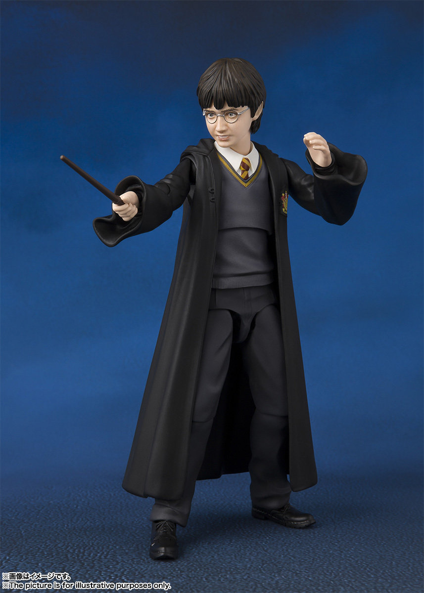 Bandai S.H.Figuarts Harry Potter (Harry Potter and the Sorcerers Stone) Action Figure