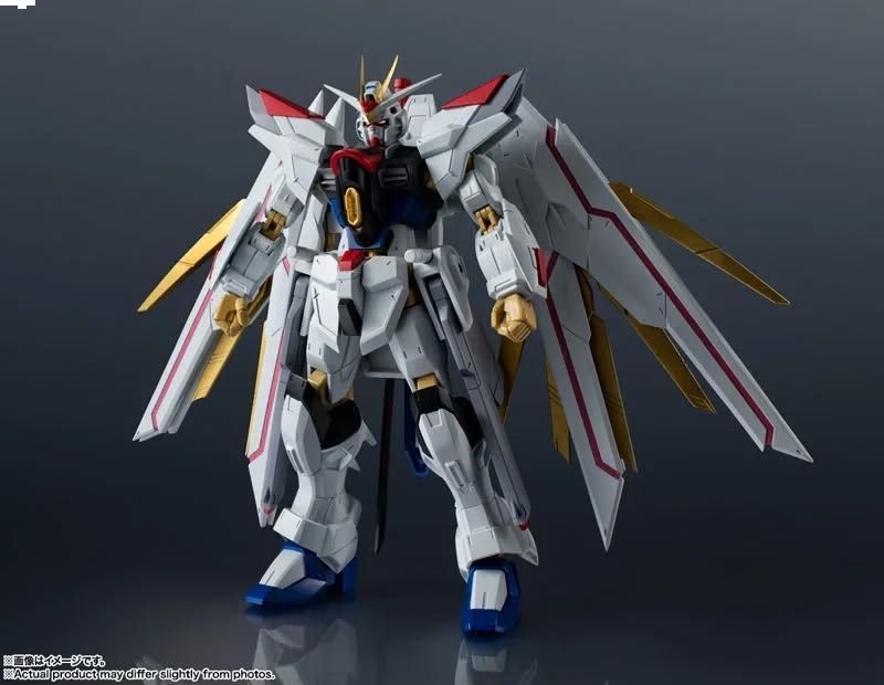 PRE-ORDER Bandai Gundam Universe Mighty Strike Freedom Gundam