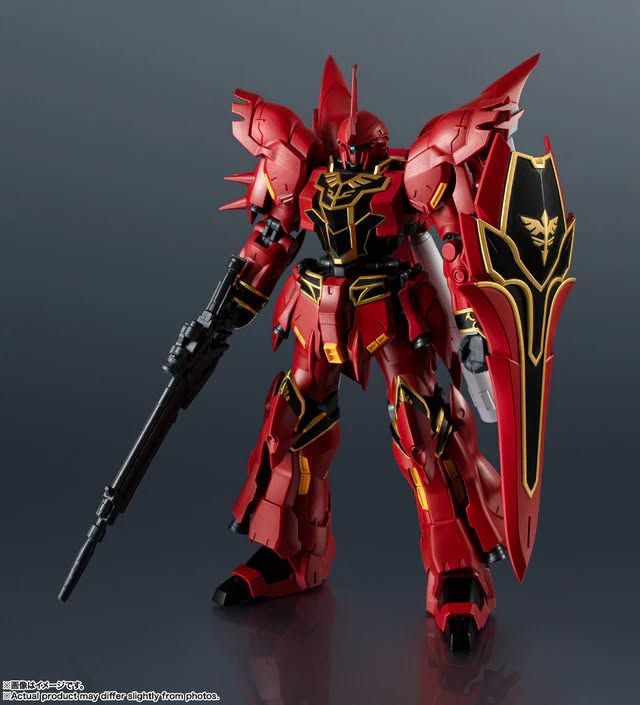 PRE-ORDER Bandai Gundam Universe MSN-06S Sinanju