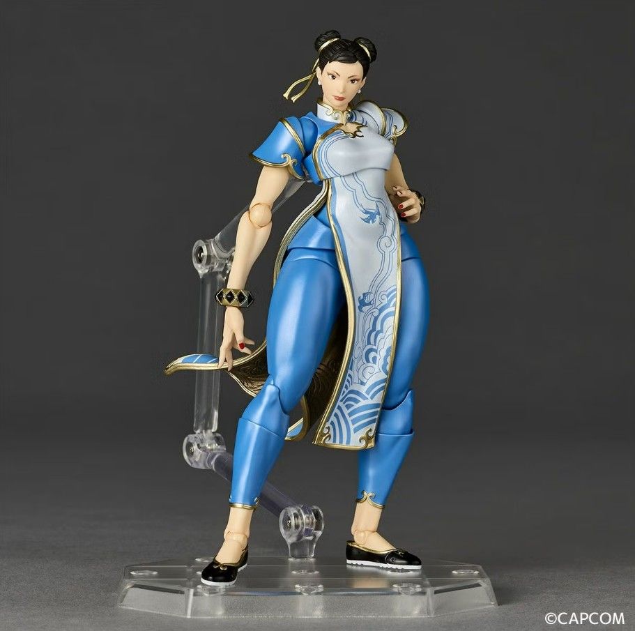 PRE-ORDER Kaiyodo Revoltech Amazing Yamaguchi Street Fighter 6 - Chun-Li Action Figure