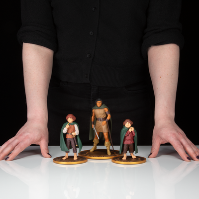 PRE-ORDER Dark Horse The Lord of the Rings PVC Figure Set Frodo, Aragorn, and Samwise