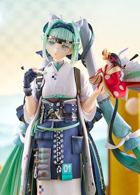 PRE-ORDER Good Smile Hatsune Miku: Smile x Future Ver. 1/7th Scale Figure