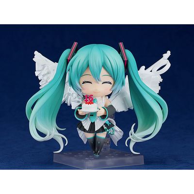PRE-ORDER Good Smile Nendoroid Hatsune Miku Happy 16th Birthday Ver.