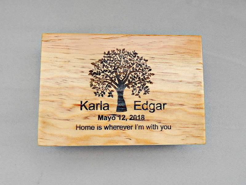 Caja Personalizada Uma + Corazones / Caja de Deseos