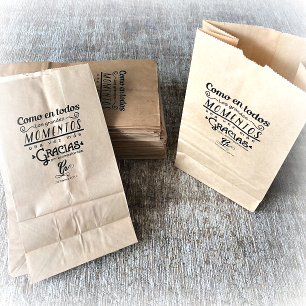 Bolsas de Papel Personalizadas (Set 100 unidades)