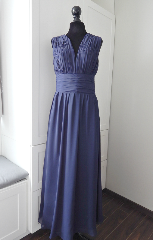 Vestido de Dama Brenna