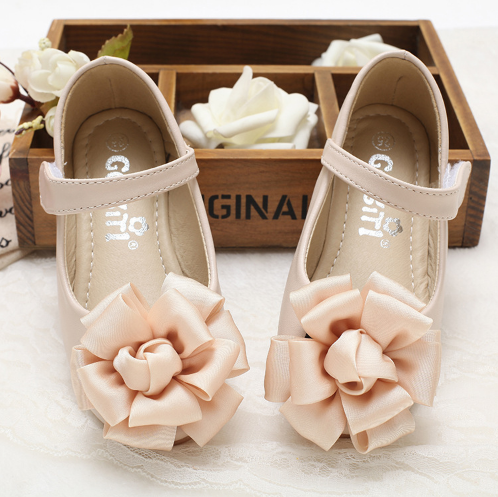 Zapatos para Paje Gabea (Beige y Rosa)