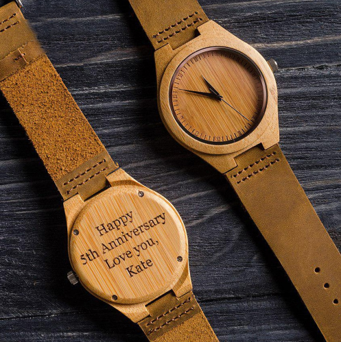 Reloj de cuero café claro