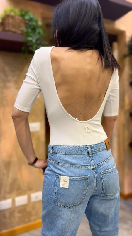 Body schiena scoperta
