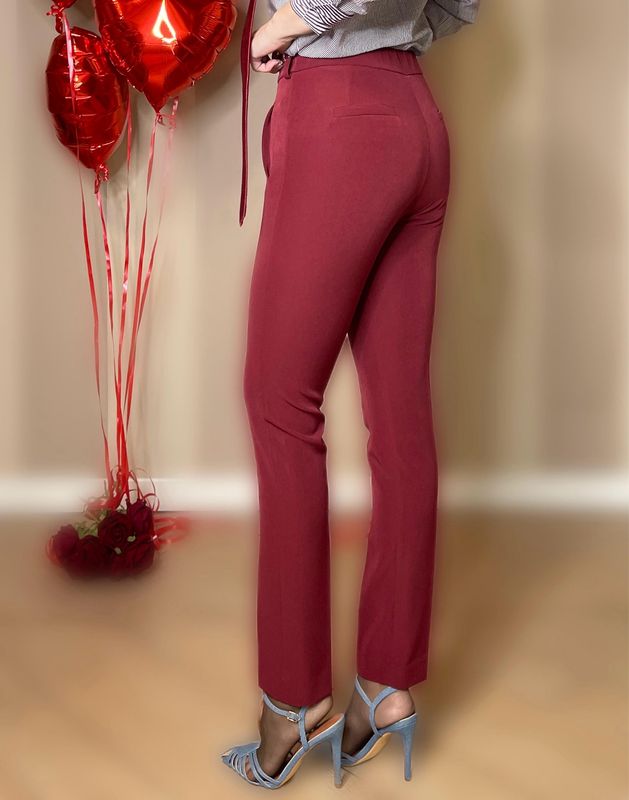 Pantaloni sigaretta