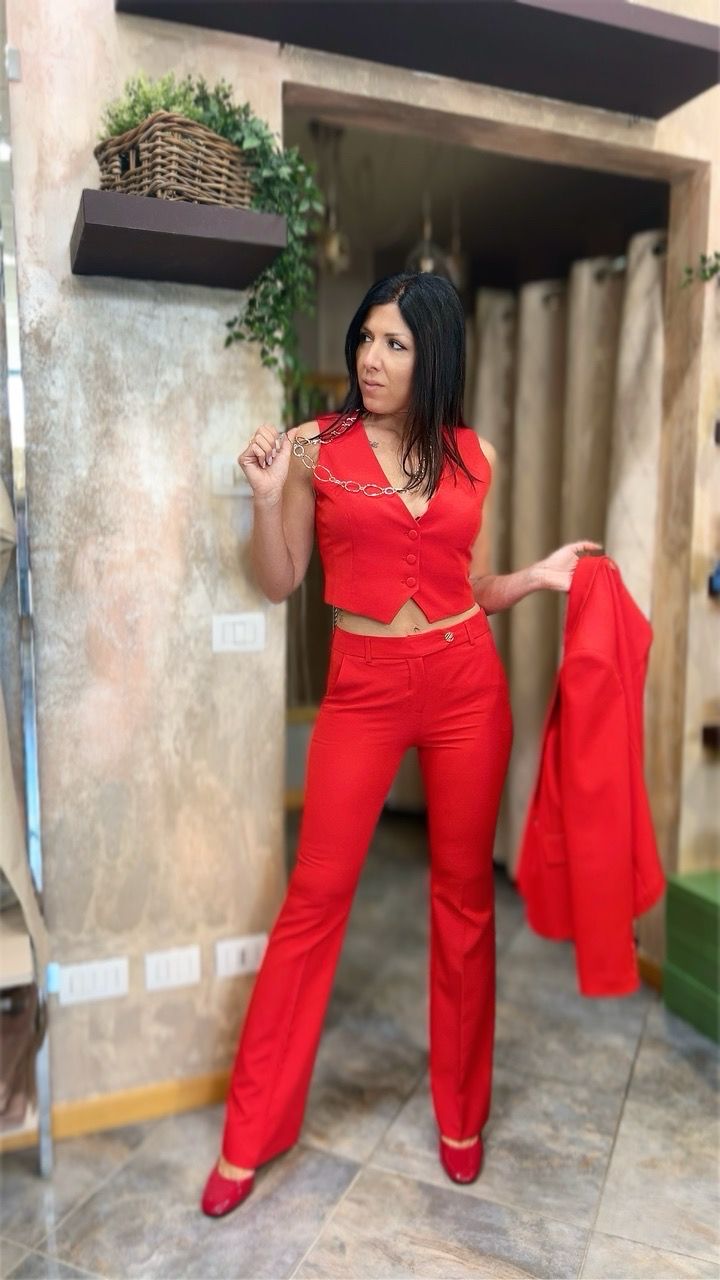 Pantaloni flare