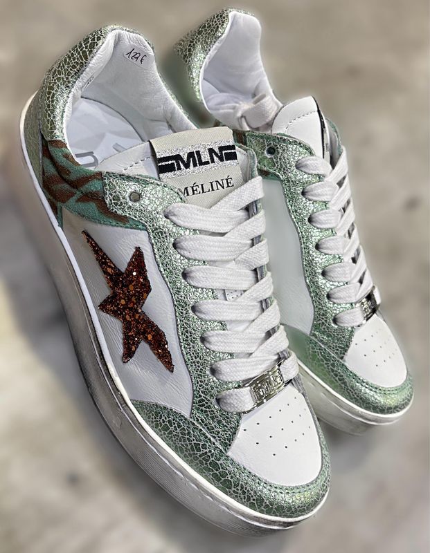 Sneakers salvia