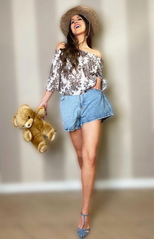 Short jeans