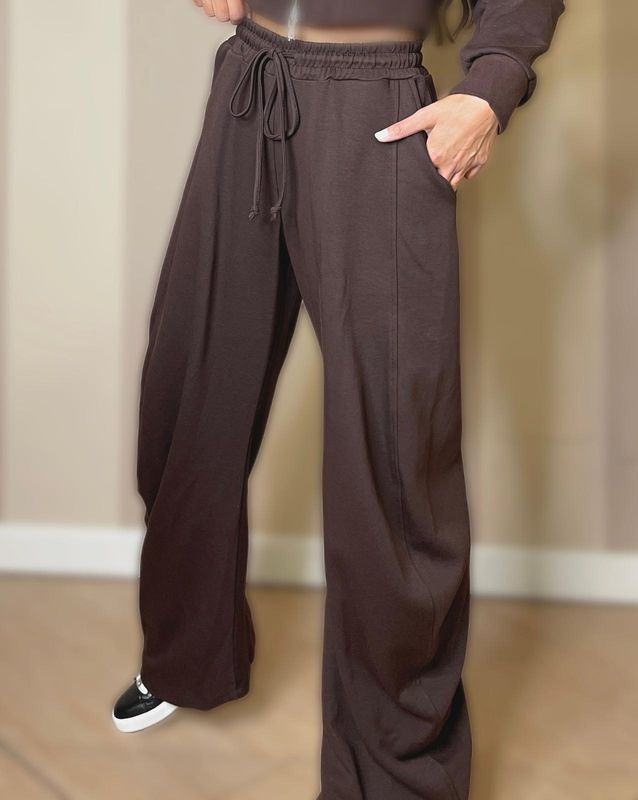 Pantaloni tuta