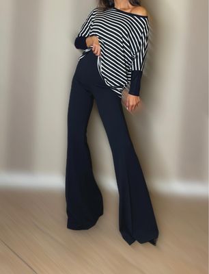 Pantaloni zampa