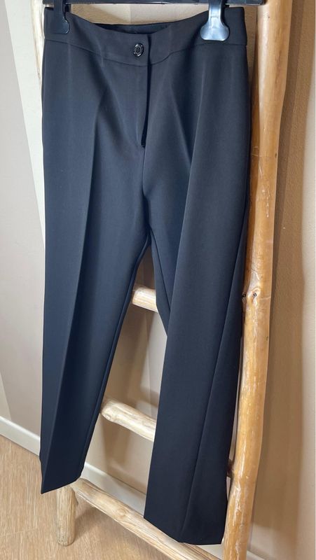 Pantaloni sakura
