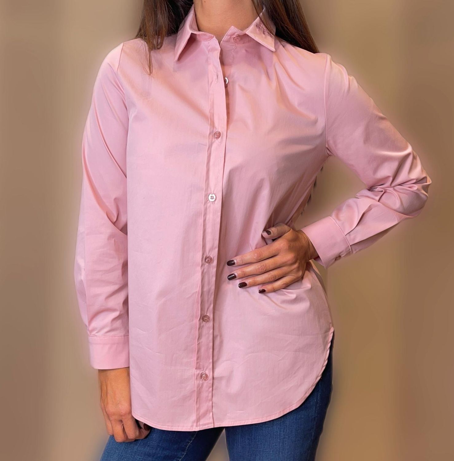 Camicia ricamo