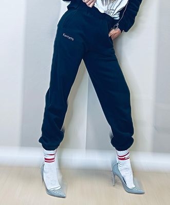 Pantaloni tuta