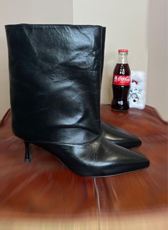 Stivale gambale ampio