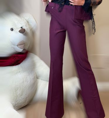 Pantaloni zampa