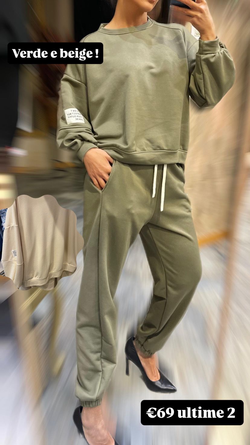 Tuta verde coordinato