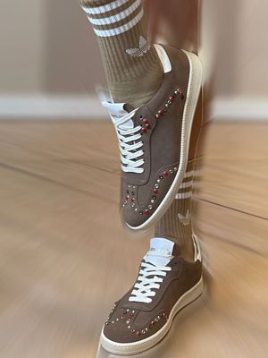 Sneakers borchie