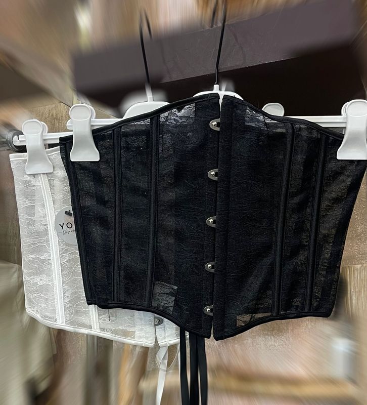 Corsetto pizzo