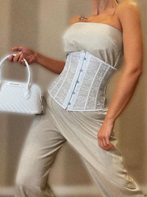 Corsetto pizzo