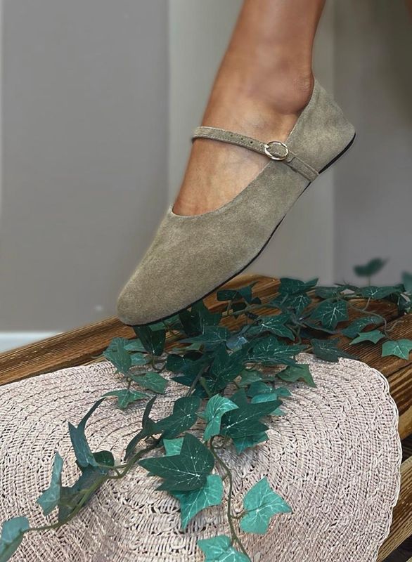 Ballerina camoscio