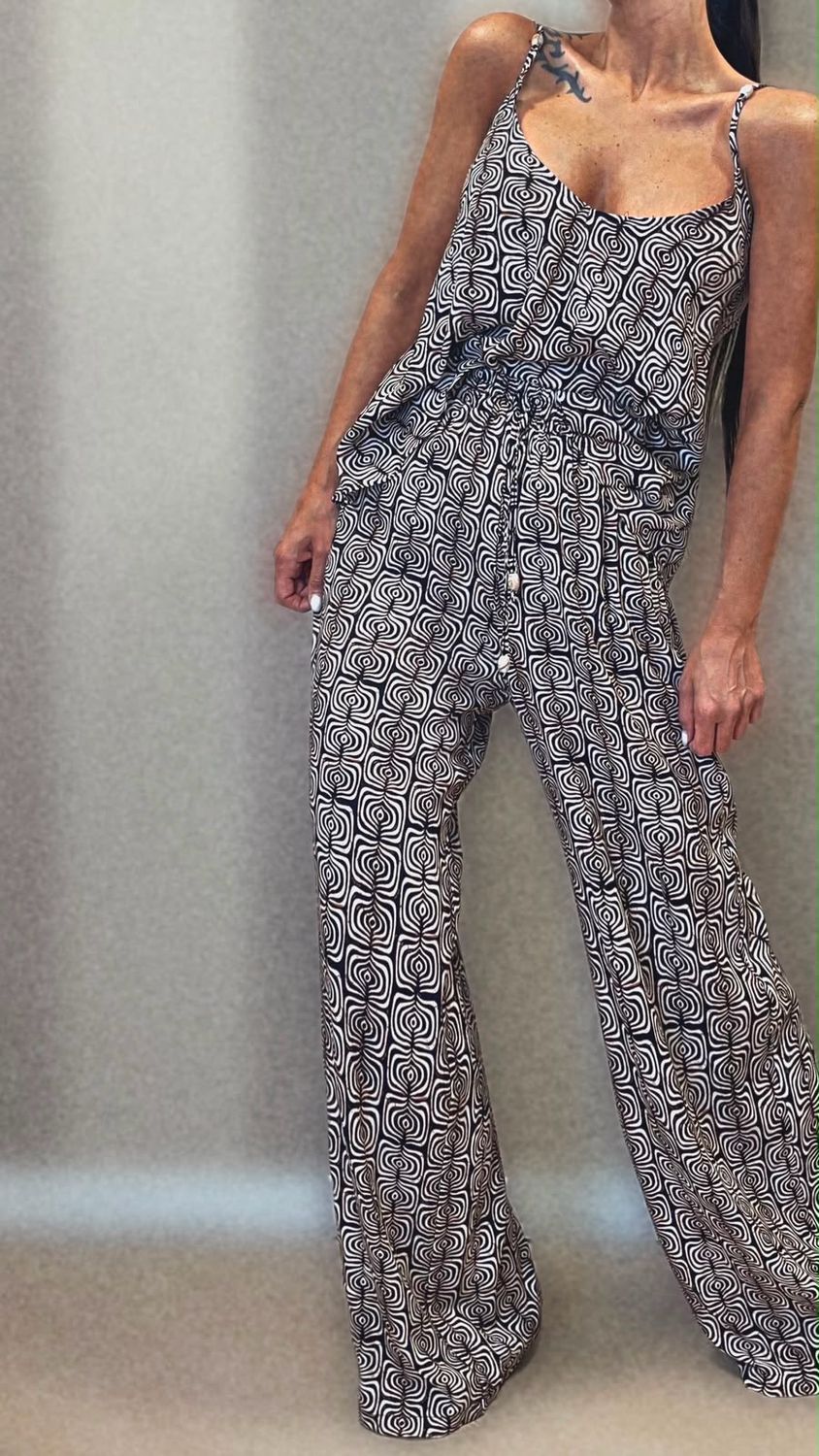 Pantaloni etnici