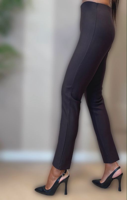 Pantaloni Capri