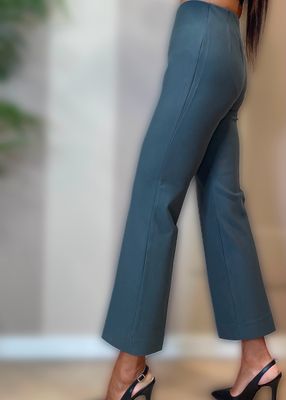 Pantaloni dritti LEA