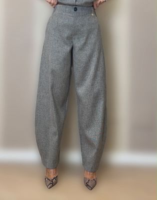 Pantaloni barrel