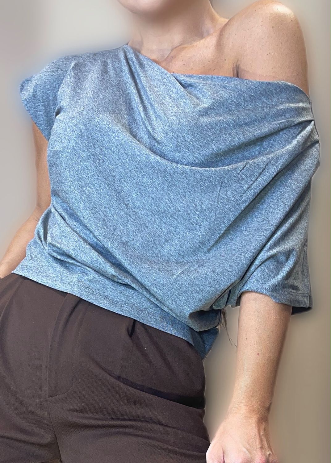 Maglia spalla scesa