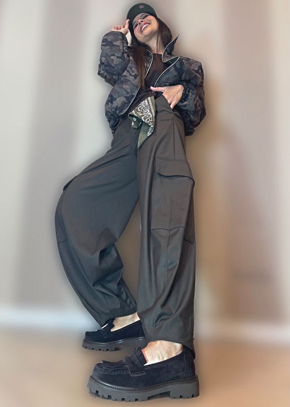 Pantaloni cargo