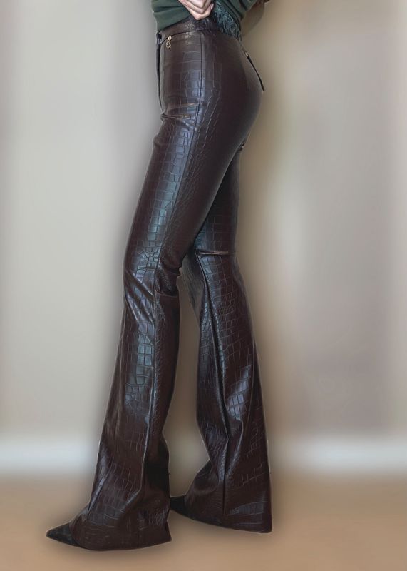 Pantaloni ecopelle