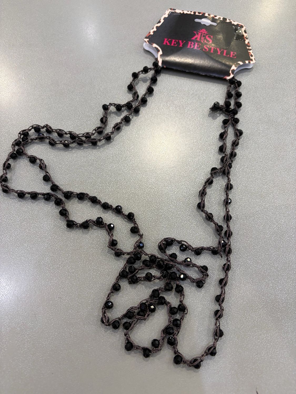 Collana pietre nere