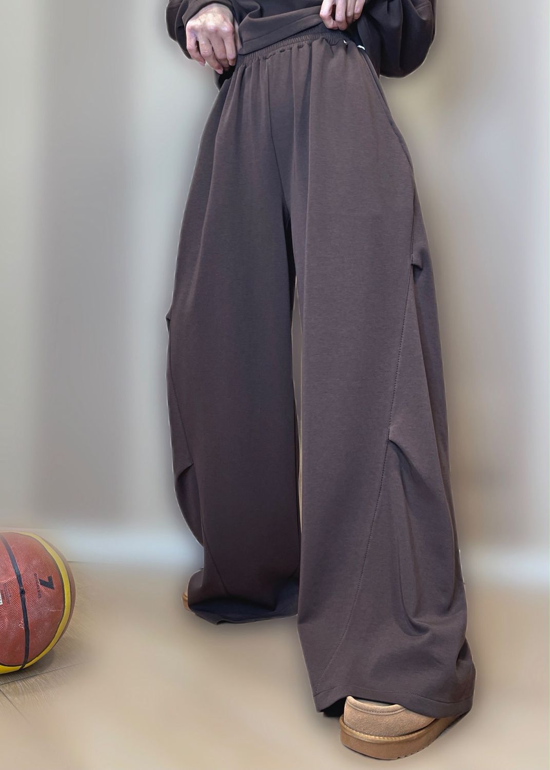Pantaloni tuta