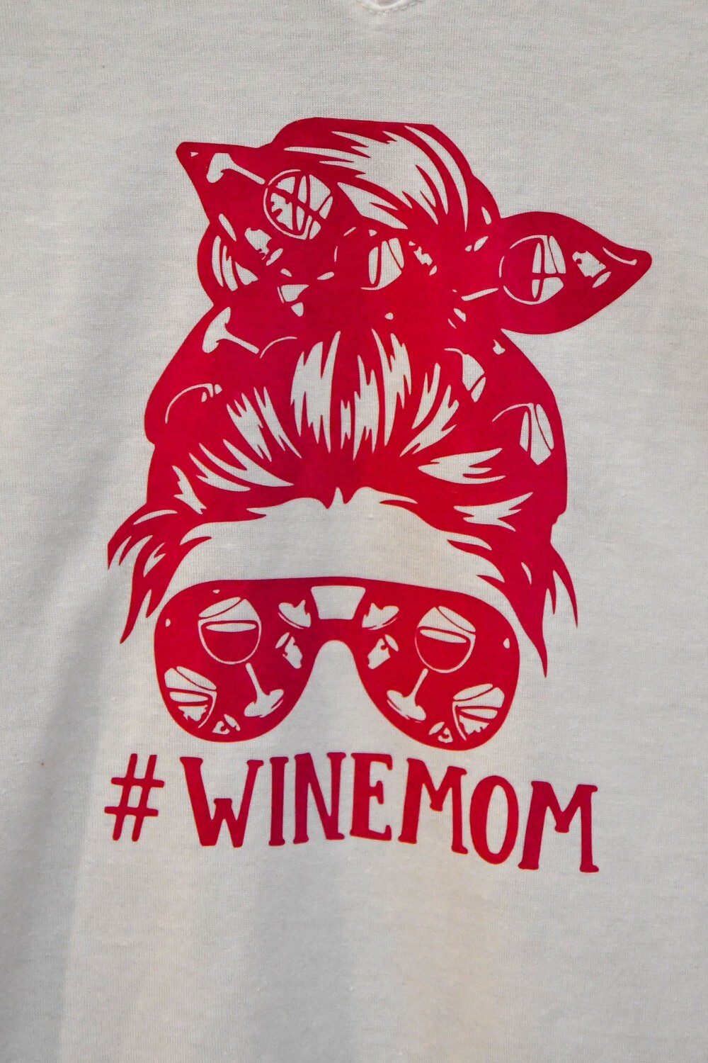#Winemom T-shirt