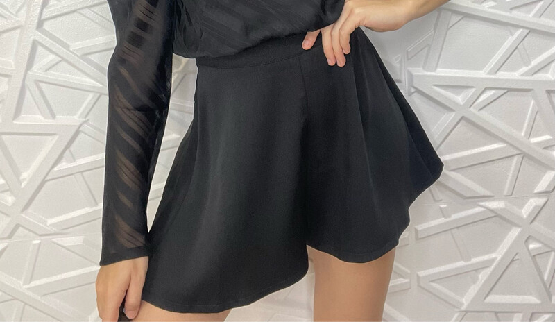 LECCE SHORT BLACK