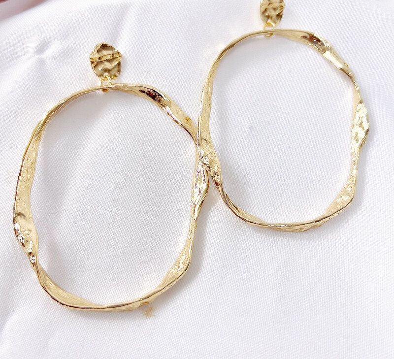 ALI EARRINGS GOLD