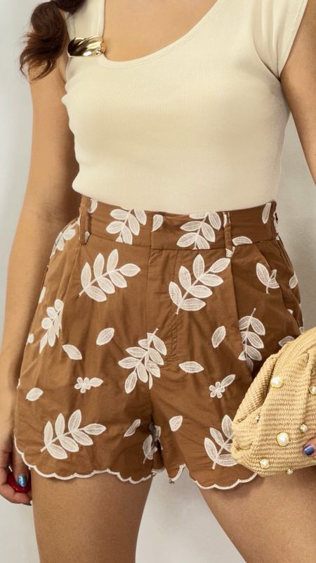 DANICA SHORT TAUPE