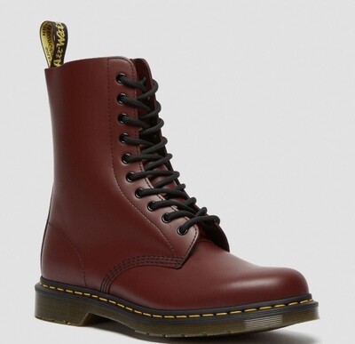 Dr. Martens Cherry red 10 eye Boots