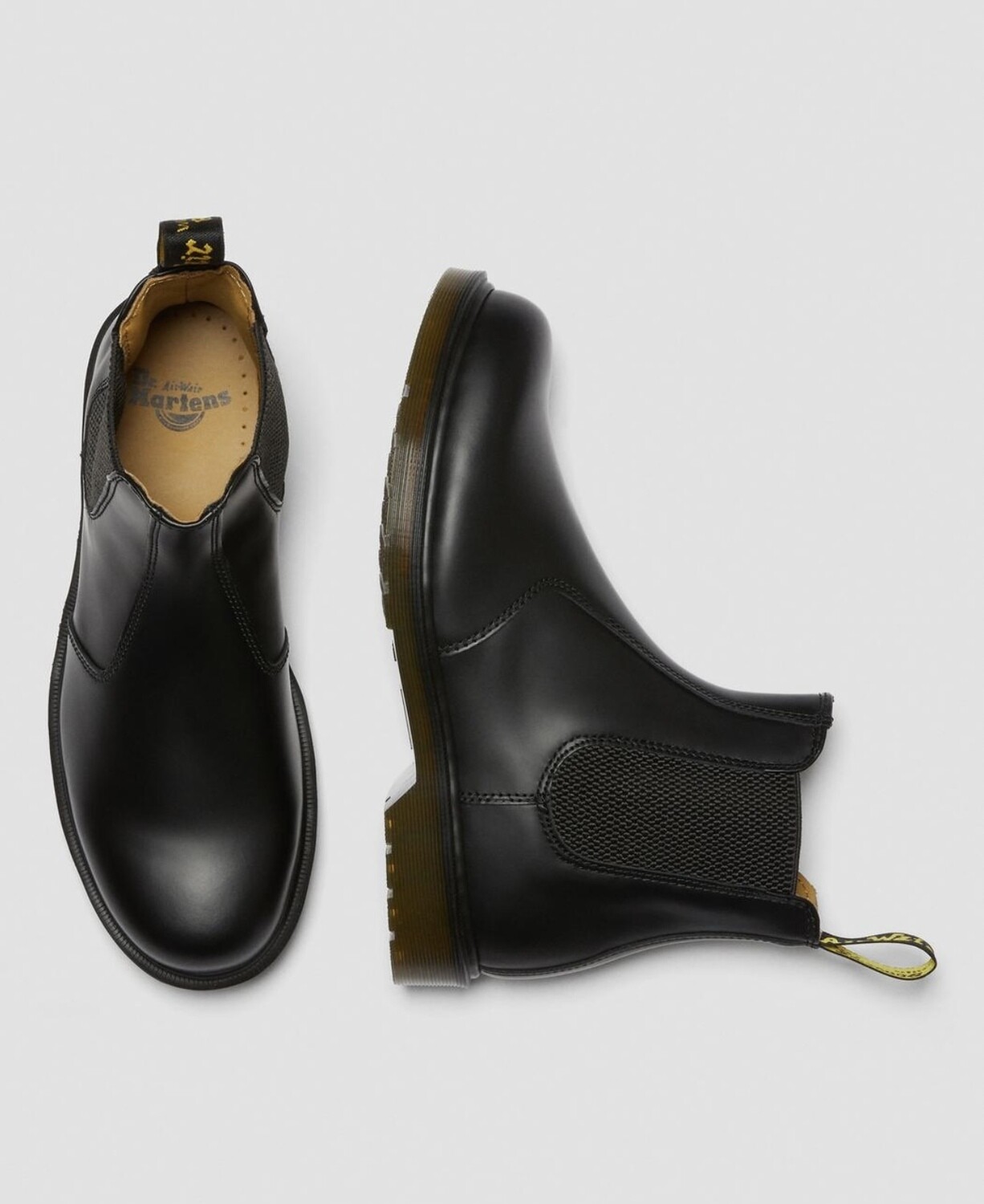 Dr. Martens Chelsea Boots 2976