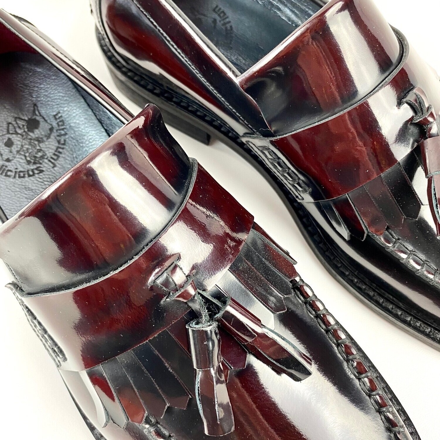 Delicious Trojan Junction /Ikon/Oxblood Tassle Weejin Loafer shoes