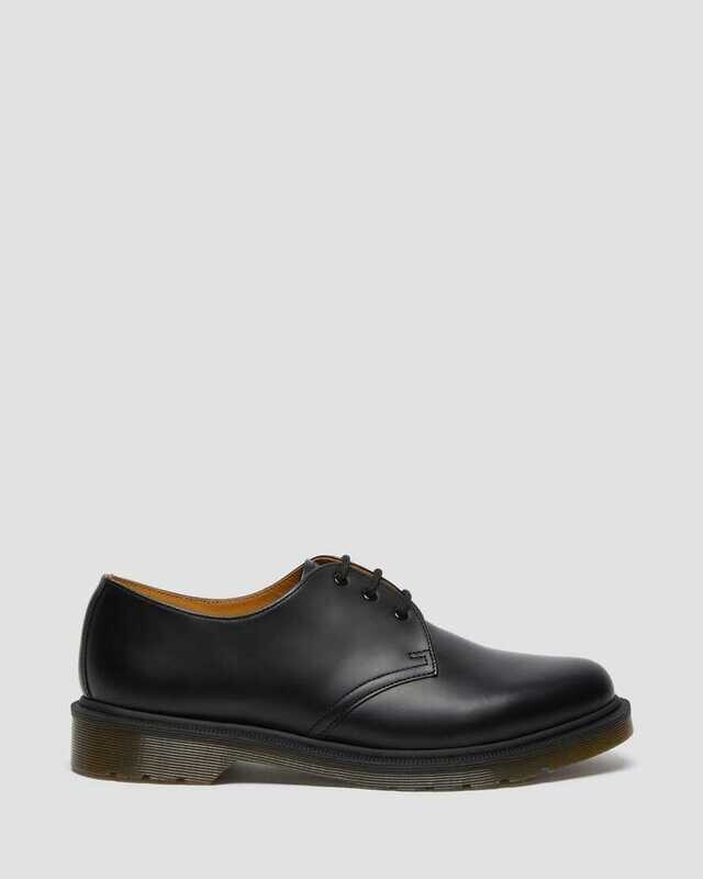 Dr. Martens Plain Welt Narrow Shoes Dr. Martens Plain Welt Narrow Shoes