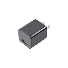 Cámara Oculta en Cargador de Pared / Memoria de 8GB / Resolución 2 Megapixel (1080P)